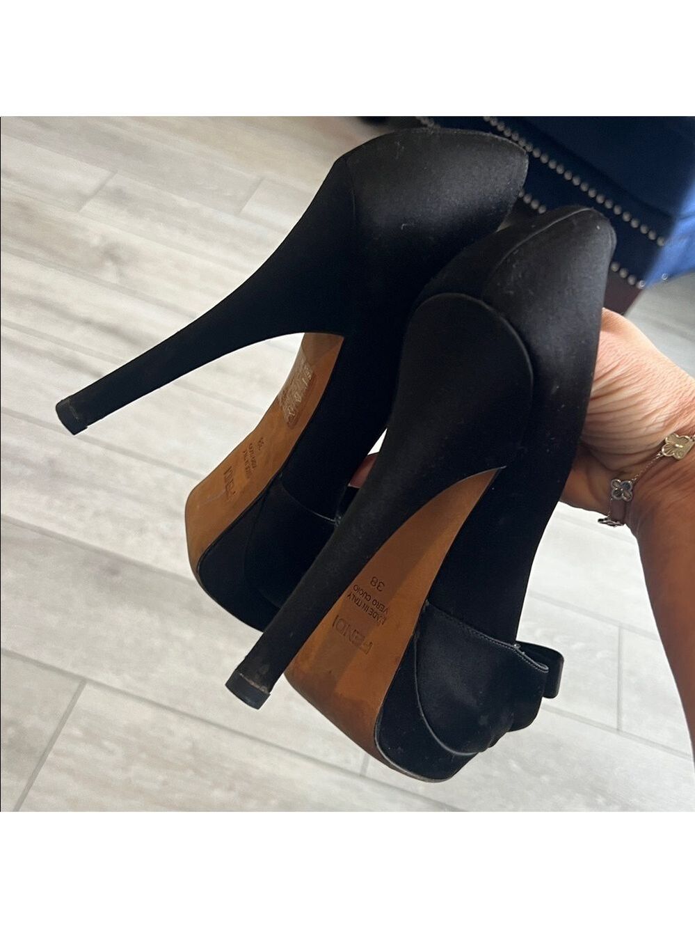 Fendi Black Deco Bow Satin Peep-Toe holiday designer high Heels size 38/7 - Picture 6 of 9
